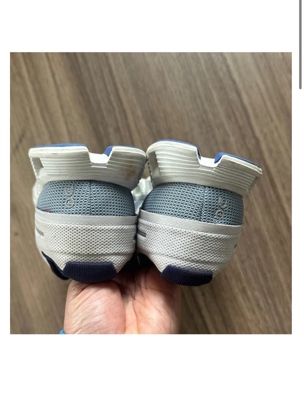 On Running women’s Sneakers in Light Gray and Blue - Picture 6 of 7